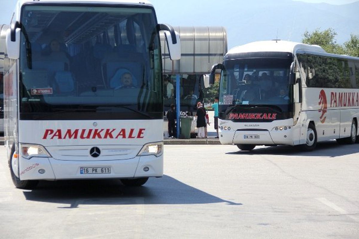 Sıcaktan Bunalanlar, Akdeniz ve Ege Sahillerine Akın Ediyor