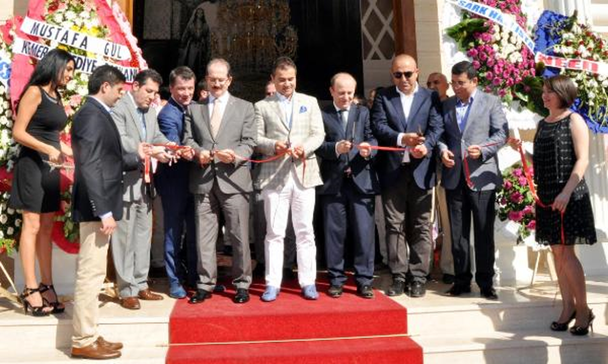 33 Bin Kişilik Antalya Stadyumu\'nun Temelini Bakan Kılıç Attı (2)