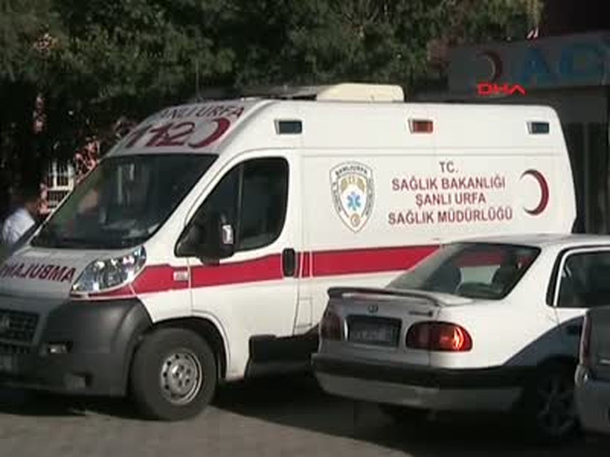 Akçakale\'de 6 Kişi Yemekten Zehirlendi