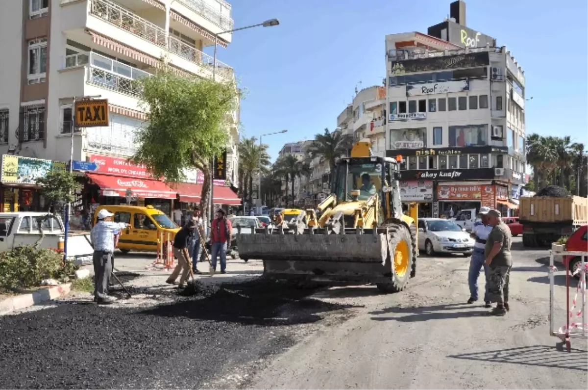 Kuşadası Belediyesinden Asfalt Seferberliği