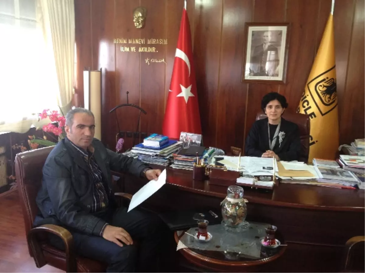 Kuyumcular Dü\'de Kuyumculuk Takı ve Tasarım Bölümü Açılmasını İstiyor