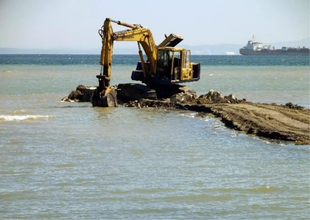 Şarköy\'de Deniz İçine "Denizkızı" Heykeli Konulacak