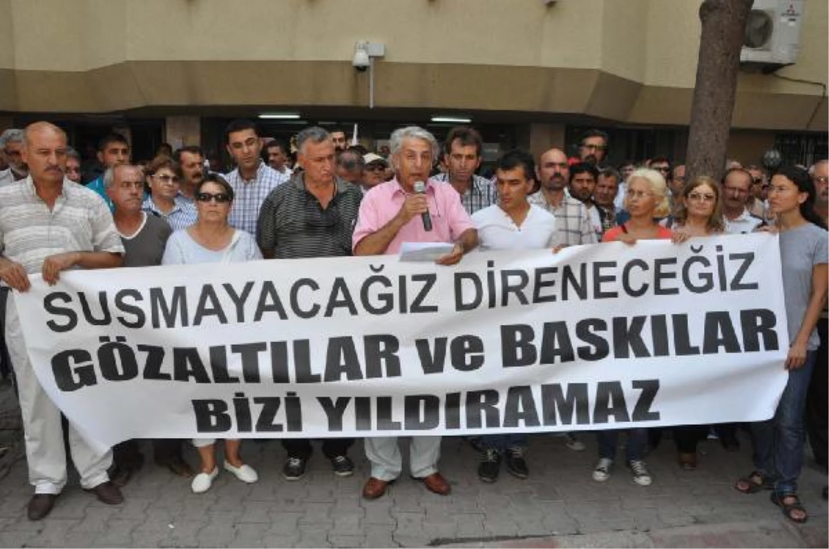 Adana\'da Gezi Parkı Gözaltılarına Tepki