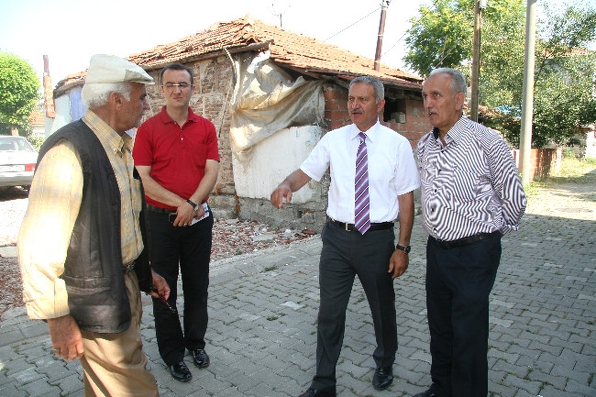 Adapazarı\'ndaki İlk Etap Asfalt Çalışmaları Ramazan Ayına Kadar Bitecek