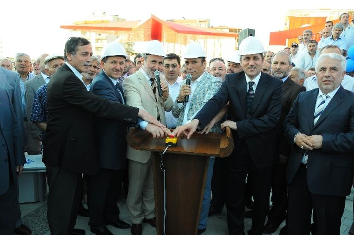 Canik\'te 3 Bin Kişilik Caminin Temeli Atıldı