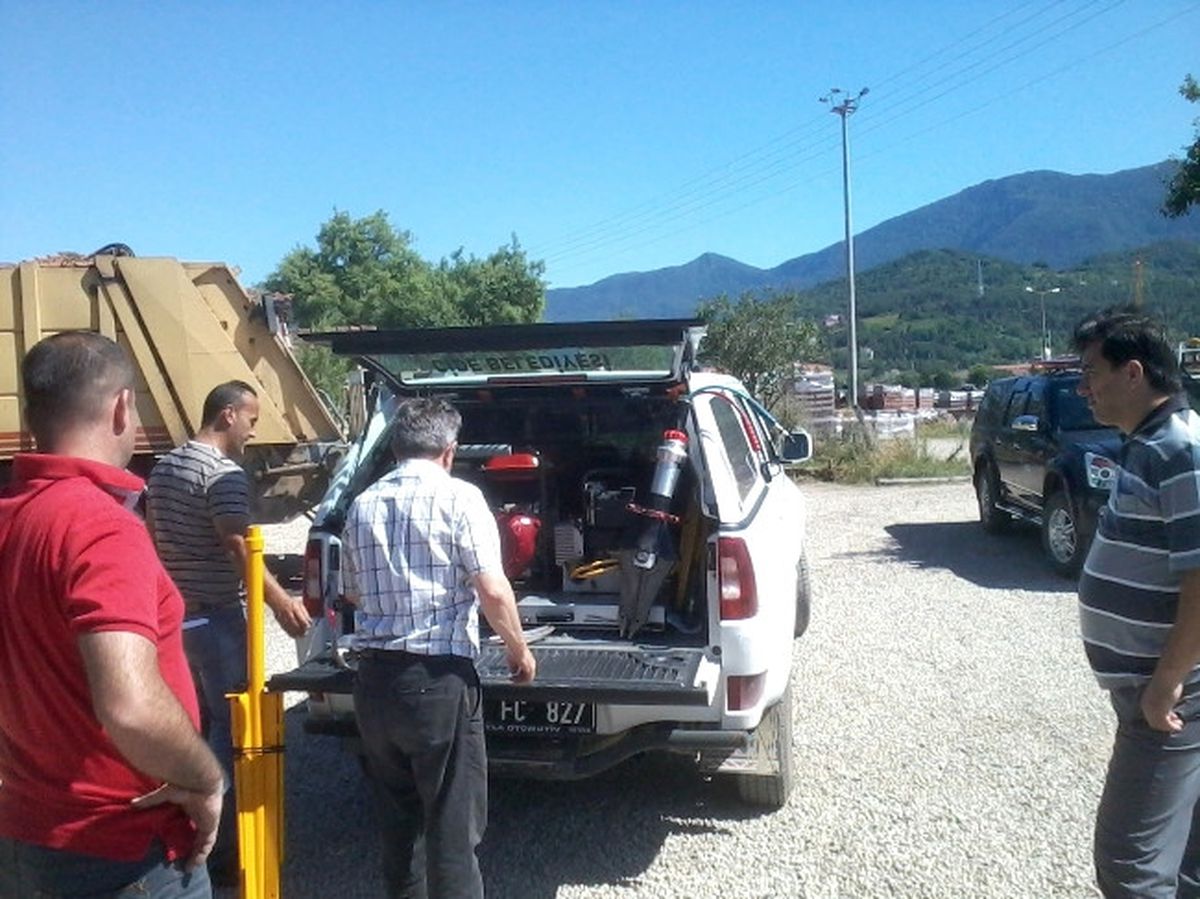 Cide Belediyesine Kurtarma Aracı Verildi