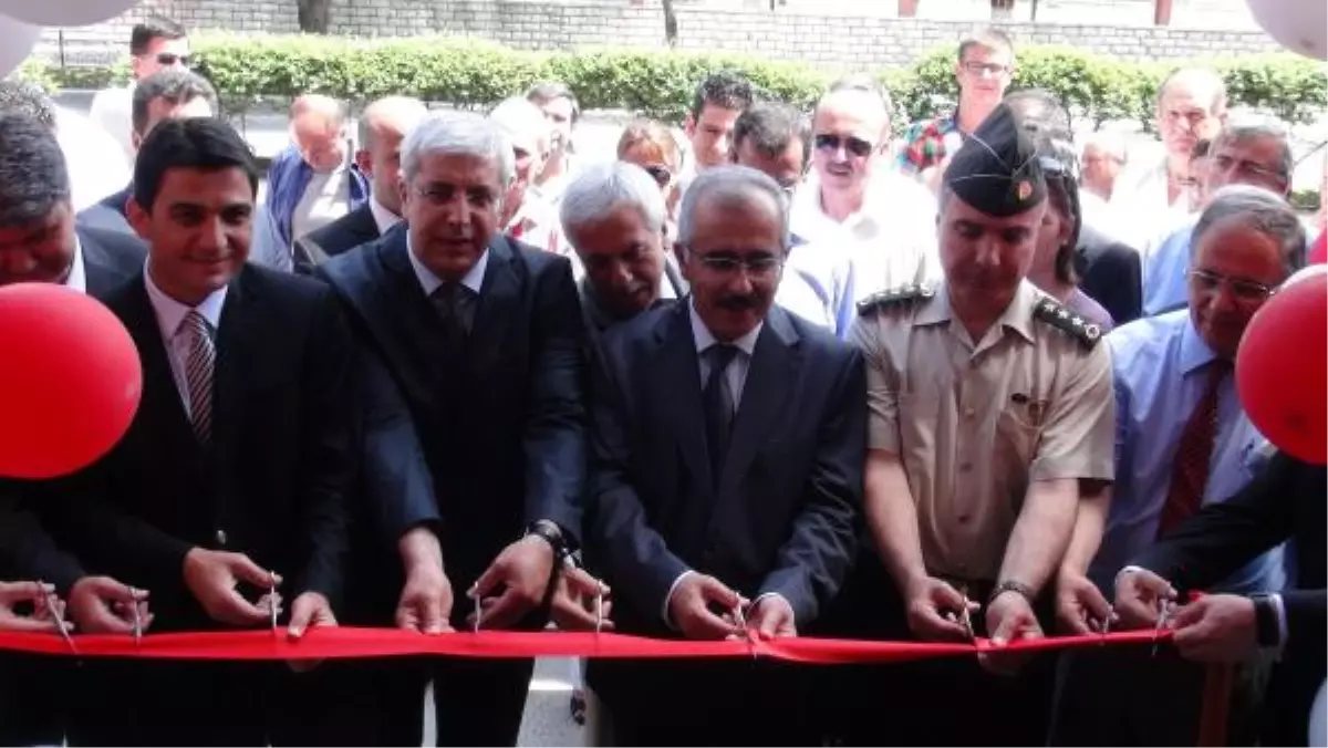 Açık Cezaevi\'nin 3. Satış Mağazası Açıldı