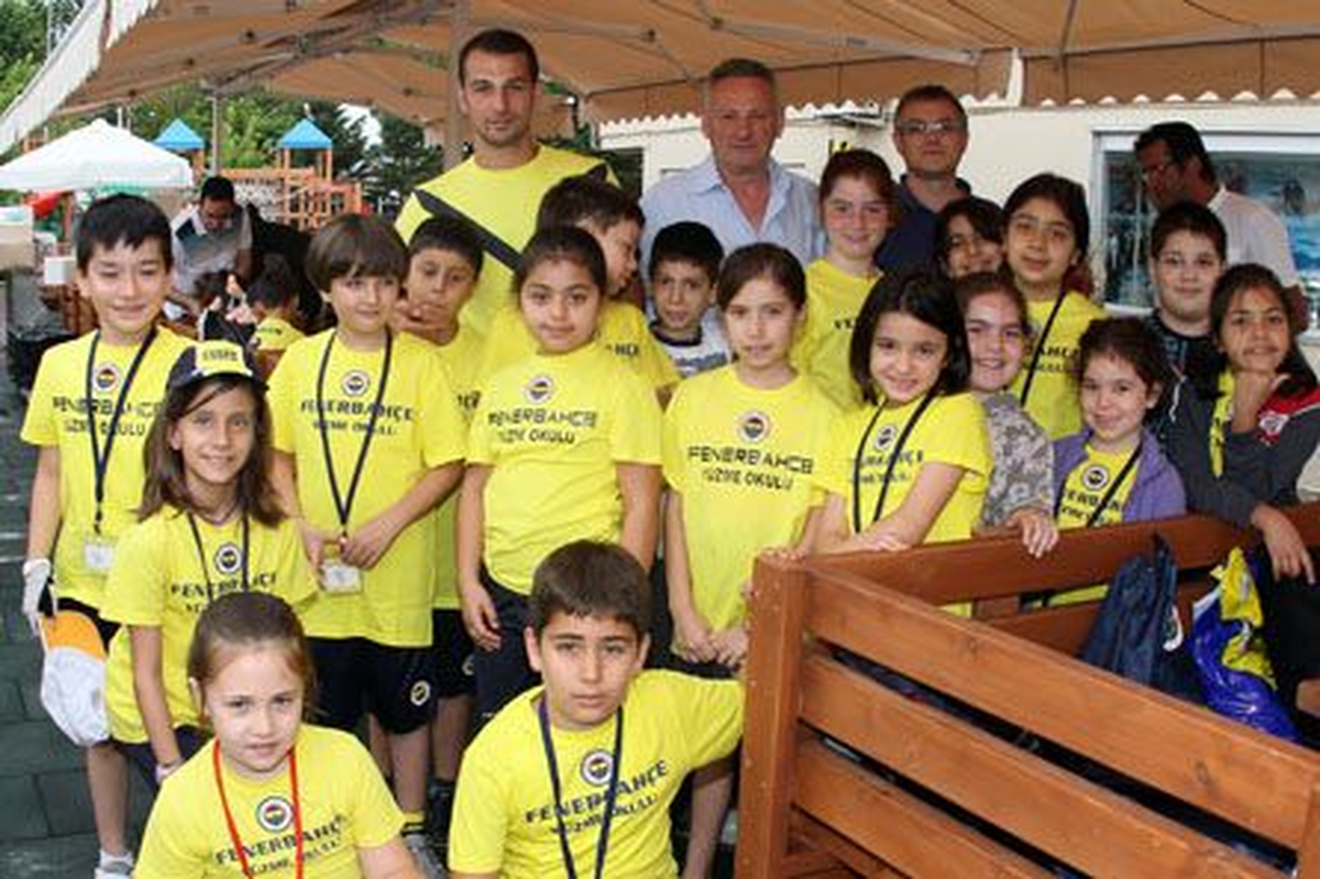 Fenerbahçe\'de Yaz Spor Okulları Açıldı