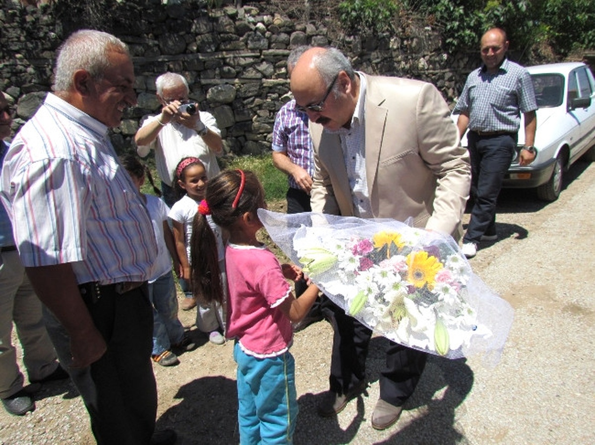 "Köylerimizin Yolları Daha Güzel Olacak"