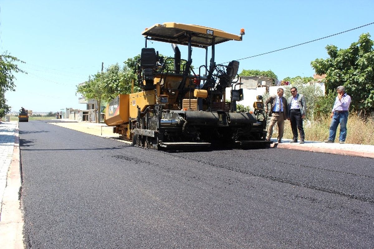 Başkan Zenbilci ve Çelikcan\'dan Asfalt Denetimi