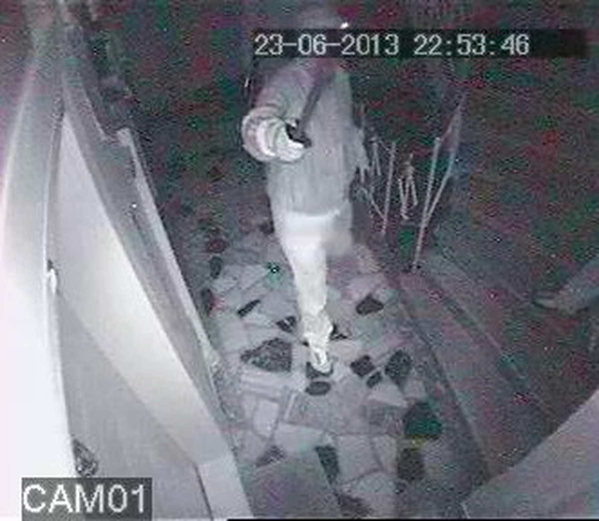 Fatih\'te 30 Kilo Altını Çalan Hırsızlar Kamerada