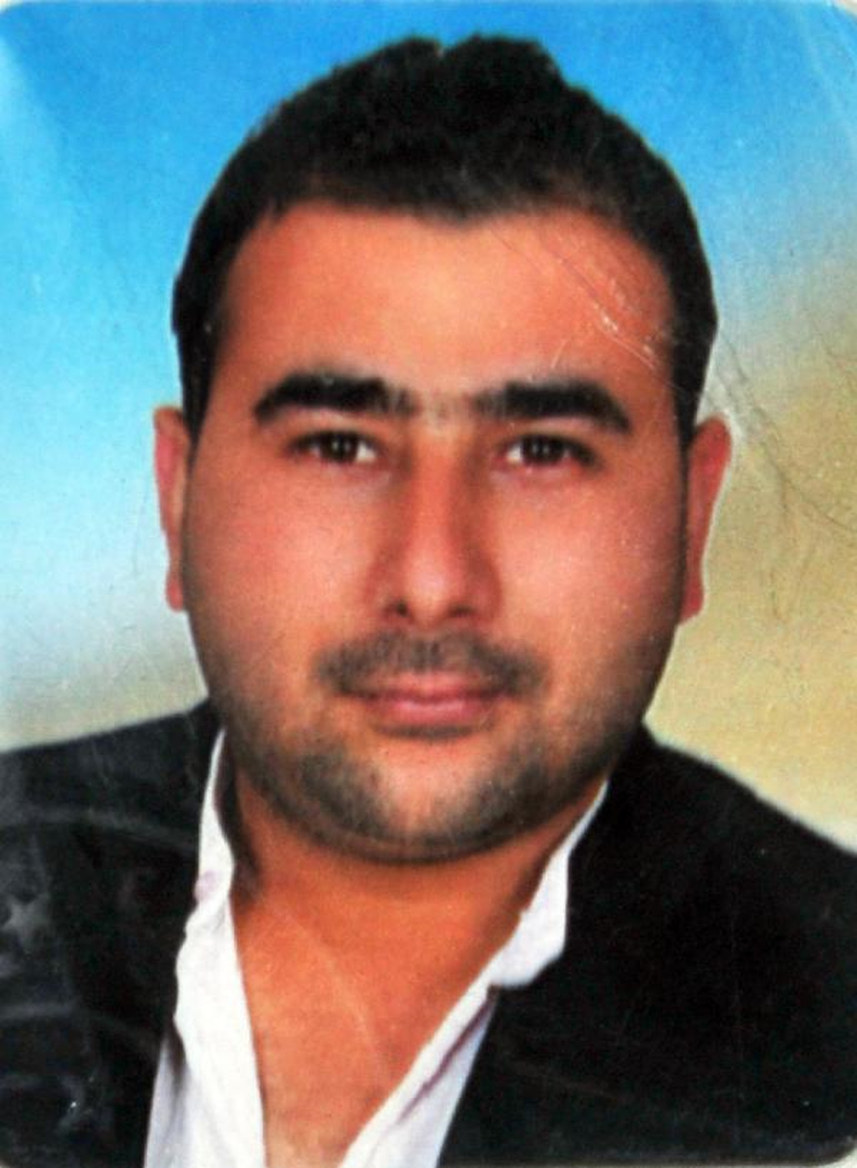 Çay İçmeye Gelen Taksiciyi Öldürdü