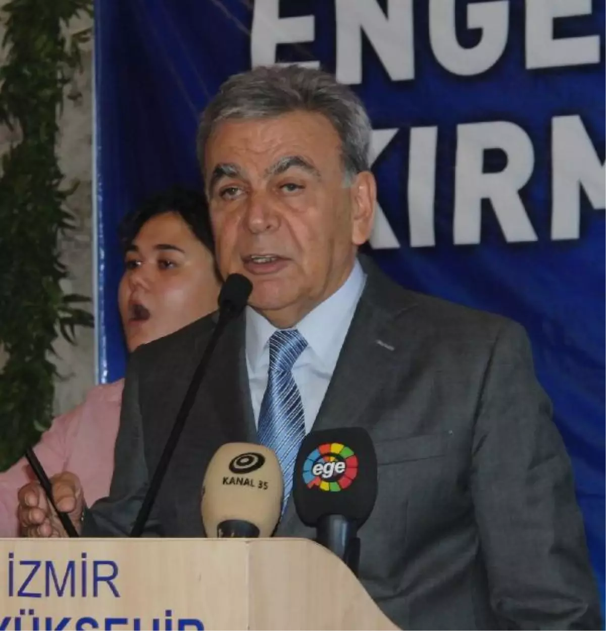 Kocaoğlu\'ndan, AK Parti İl Başkanı Akay\'a \'Temizlik\' Yanıtı