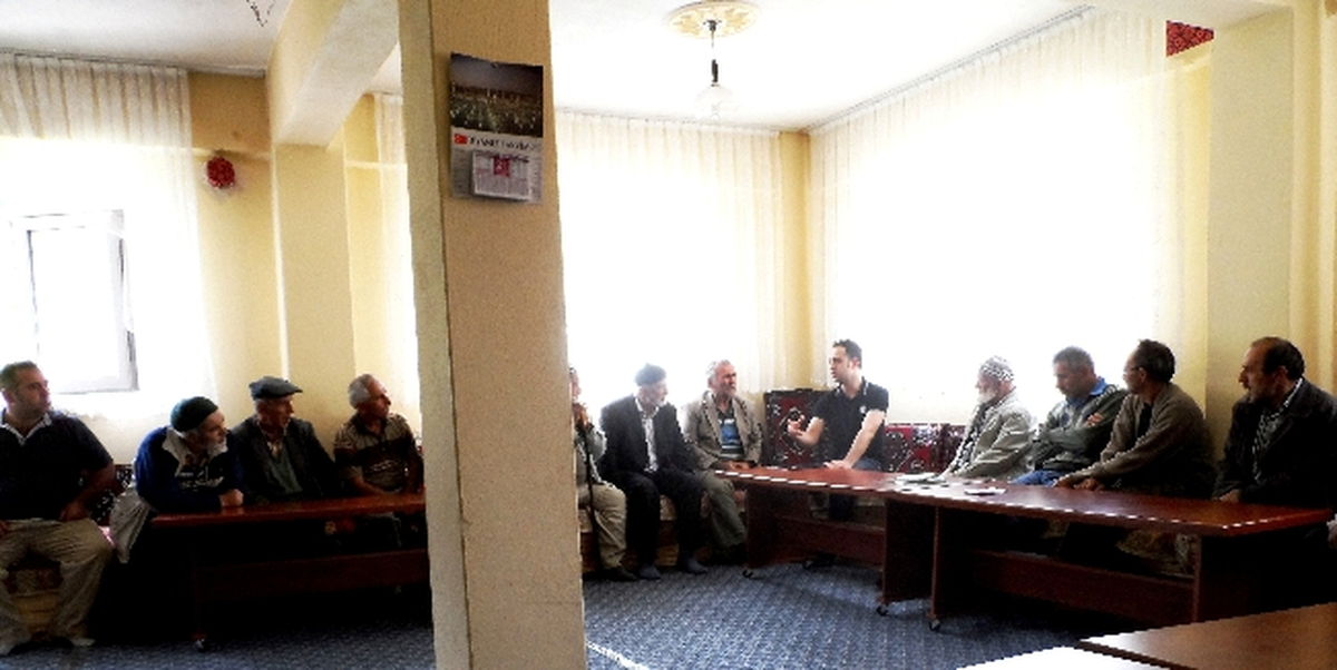Kumru\'da Kontrollü ve Bilinçli Zirai İlaç Kullanımı Eğitimi