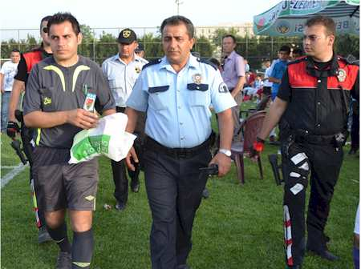 Manisa\'da Kuruluşlar Arası Futbol Turnuvası