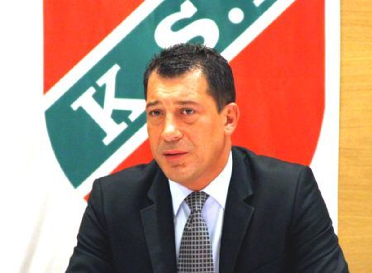 Pınar Karşıyaka'da Ufuk Sarıca Belirsizliği