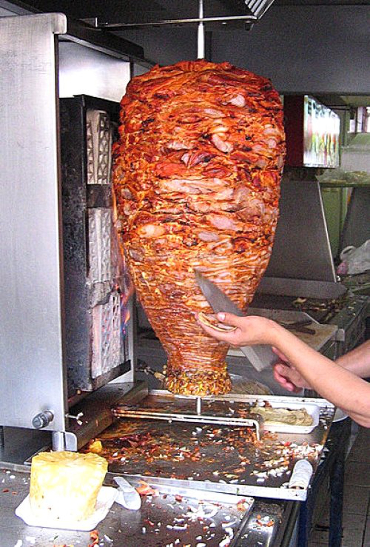 Tavuk Döner Yiyen 58 Kişi Zehirlendi
