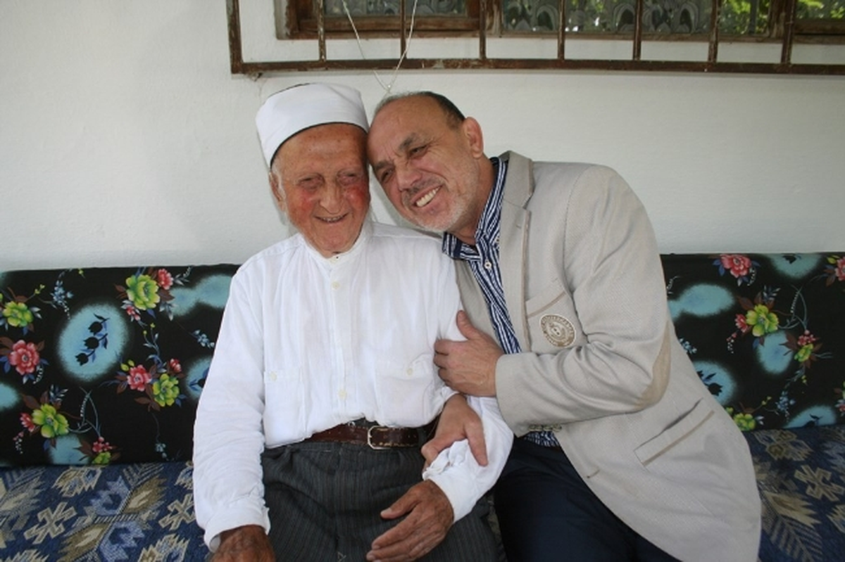 Asırlık Çınar Hafız Hasan Hoca İçin Şükran Programı Düzenleniyor