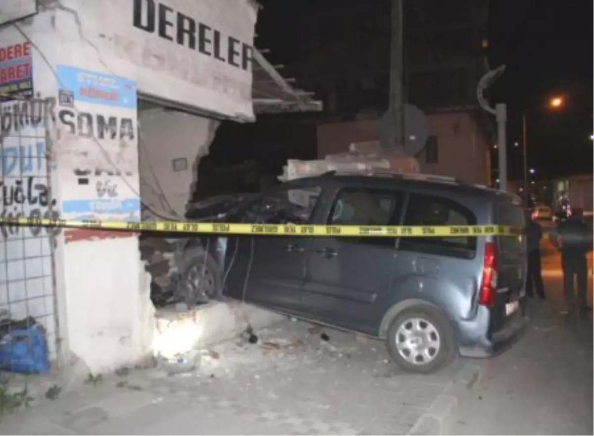 Bozüyük\'te Trafik Kazasında Ağır Yaralanan Tuncay Öztürk Kaldırıldığı Hastanede Hayatını Kaybetti