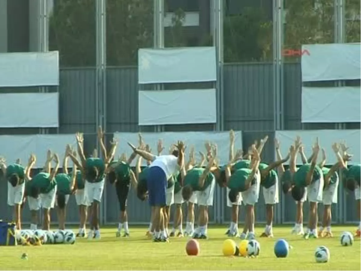 Bursasporlu Futbolculara Kuvvet Çalışması