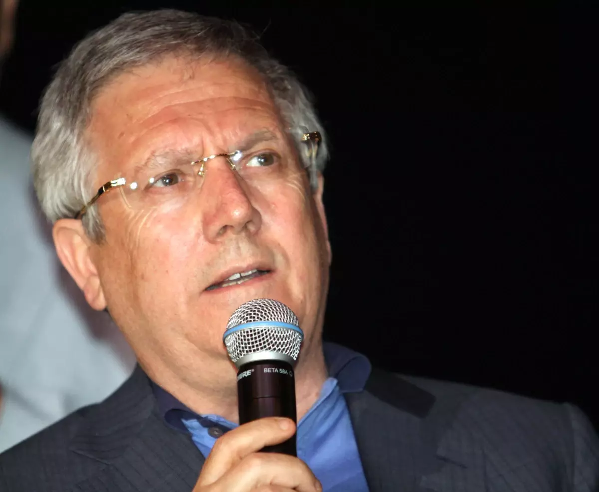 Fenerbahçe\'ye UEFA\'dan sonra Aziz Yıldırım ŞOKU