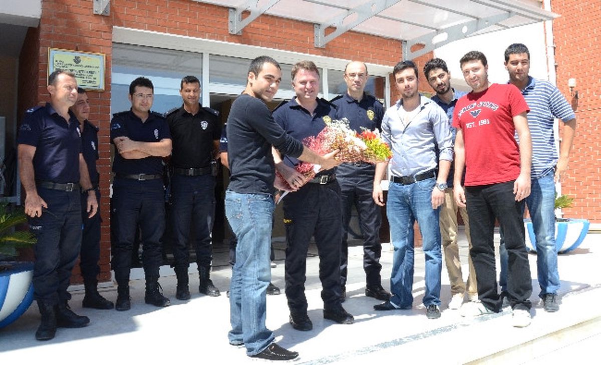 \'Gezi\' Eylemcisi Olay Çıkartanlar Adına Polisten Özür Diledi