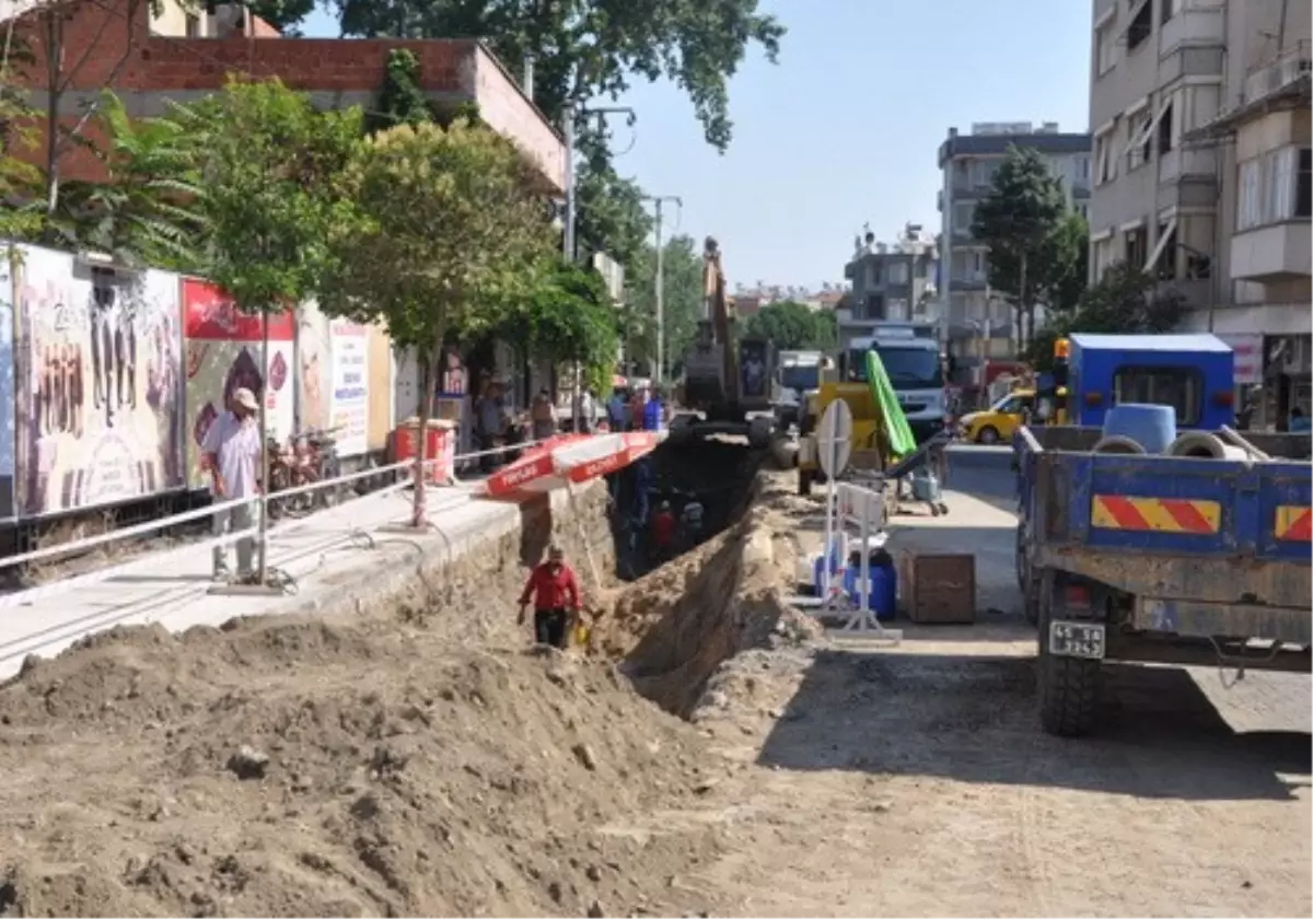 Jeotermal Boru Hattında Yenileme Çalışmaları Başladı