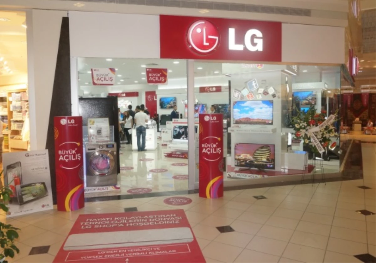 LG Electronics\'in Yeni Mağazası Cevahir AVM\'de Açıldı!