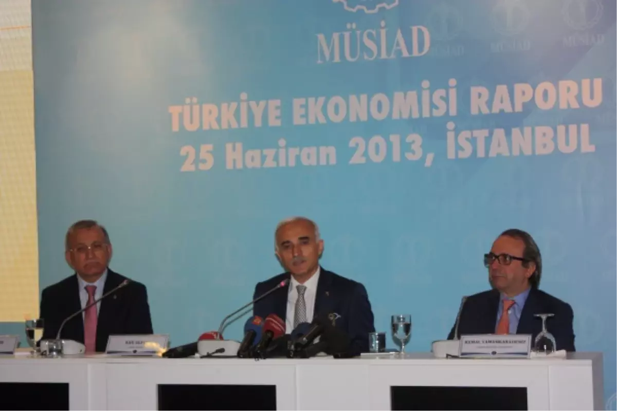 MÜSİAD "2013 Türkiye Ekonomisi Raporu"nu Açıkladı