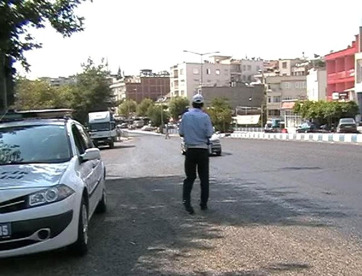 Sıcaklar Asfaltı Eritti