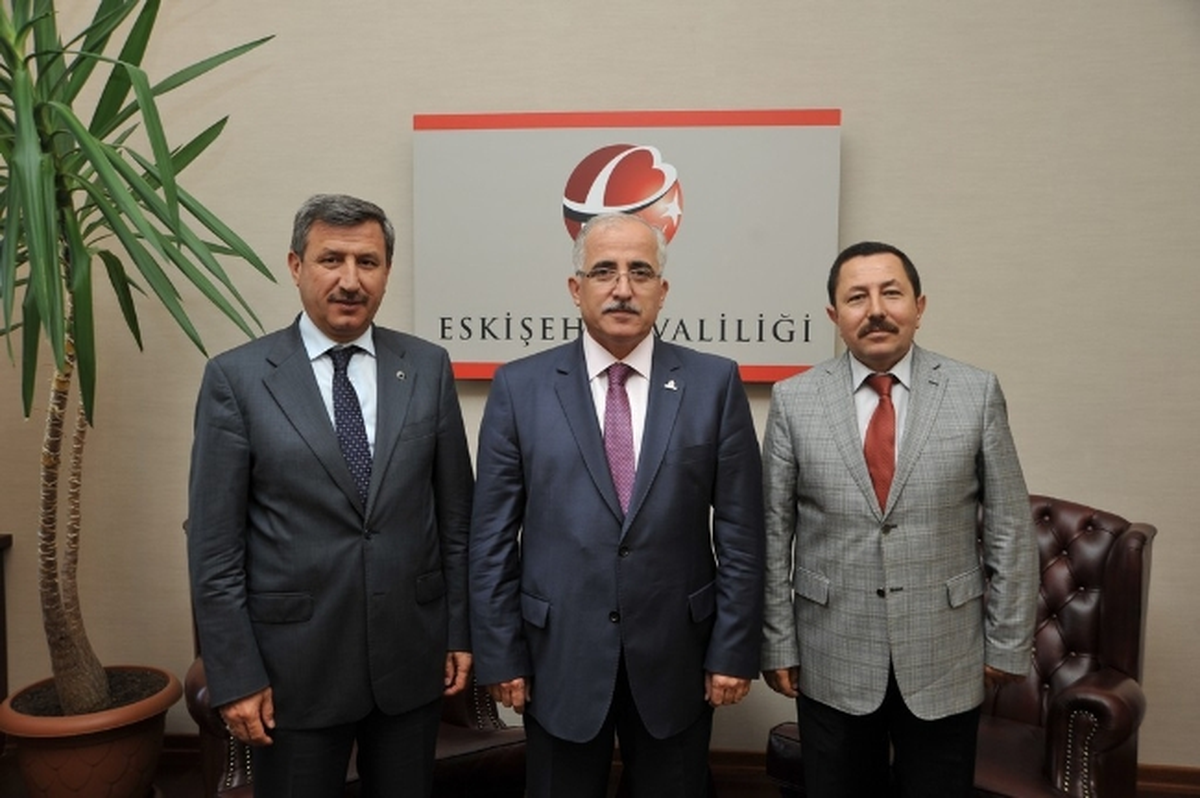 Vali Tuna\'ya Hayırlı Olsun Ziyaretleri Sürüyor