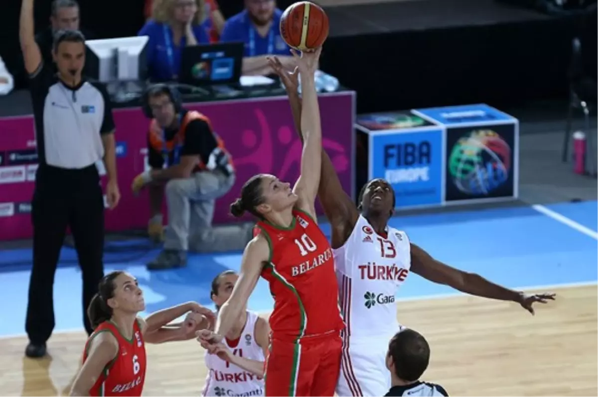 A Milli Kadın Basketbol Takımı Yarı Finalde