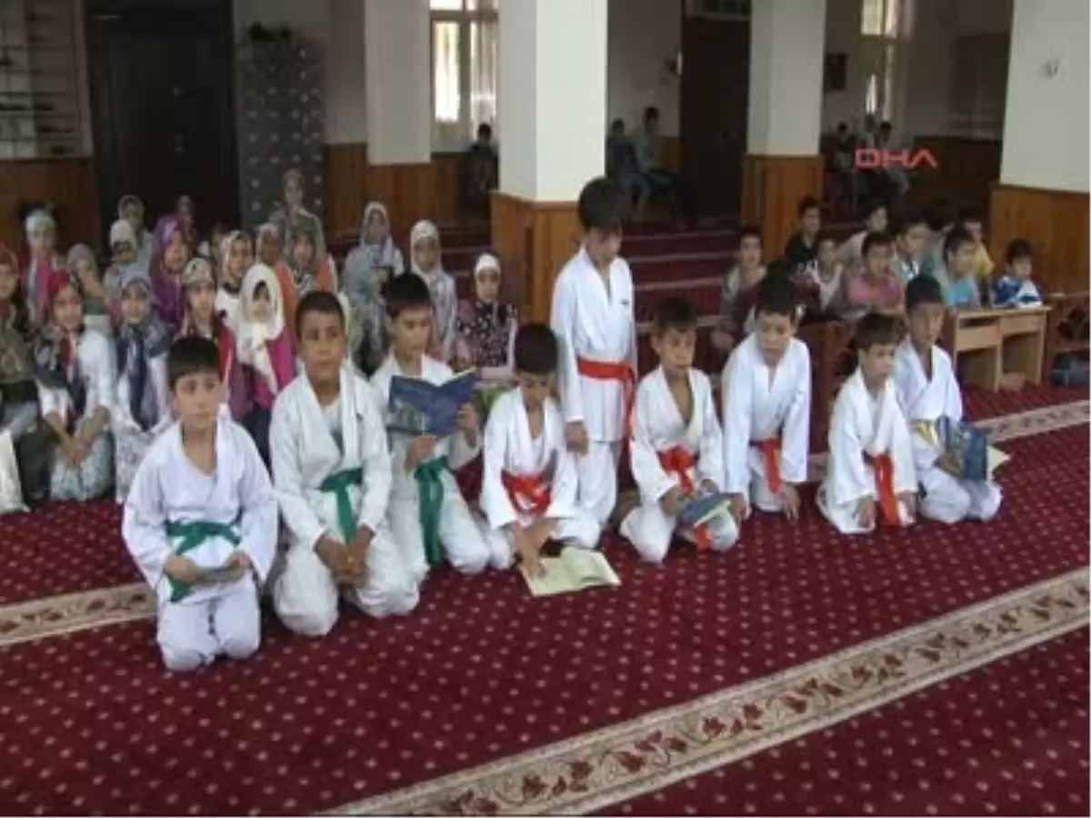 Adana Camide Karate Dersi