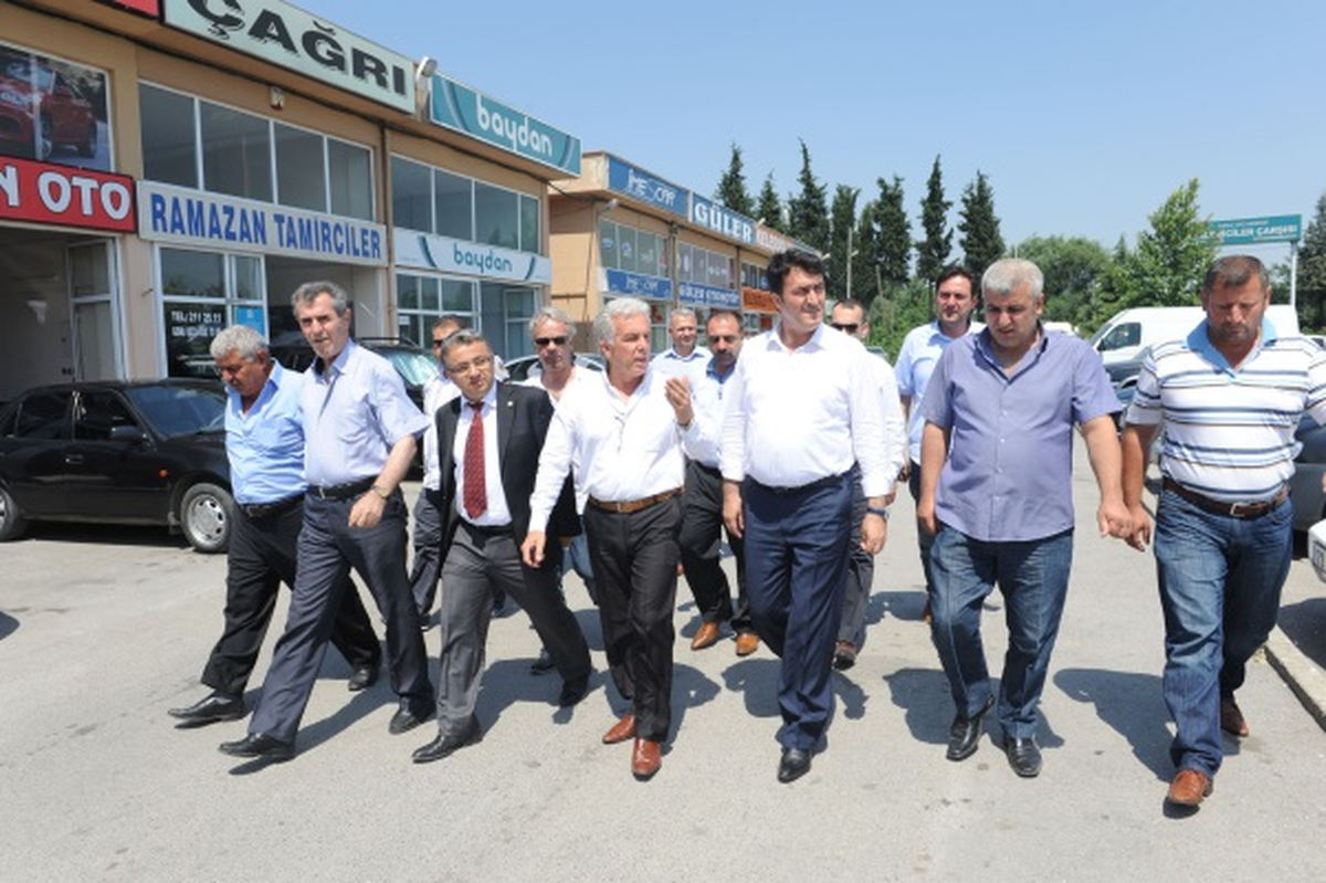 Başkan Dündar Galerici Esnafını Ziyaret Etti