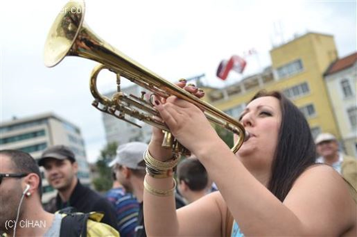 Bulgaristan\'da Hükümet Karşıtı Protestolar