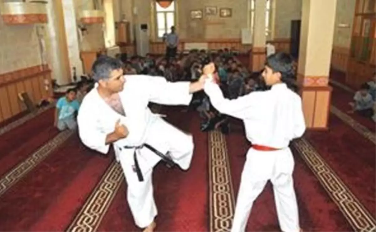 Camide Karate Eğitimi