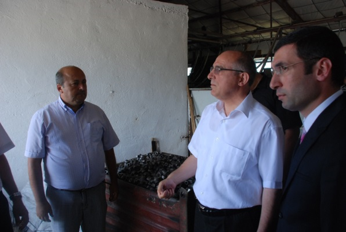 Vali Özçimen, Ercan Metal Fabrikasını Ziyaret Etti