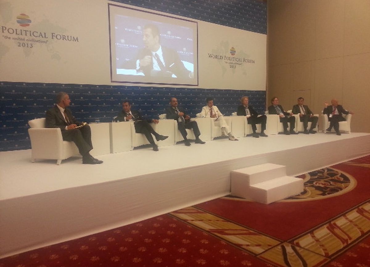 "World Polıtıcal Forum 2013" Başladı