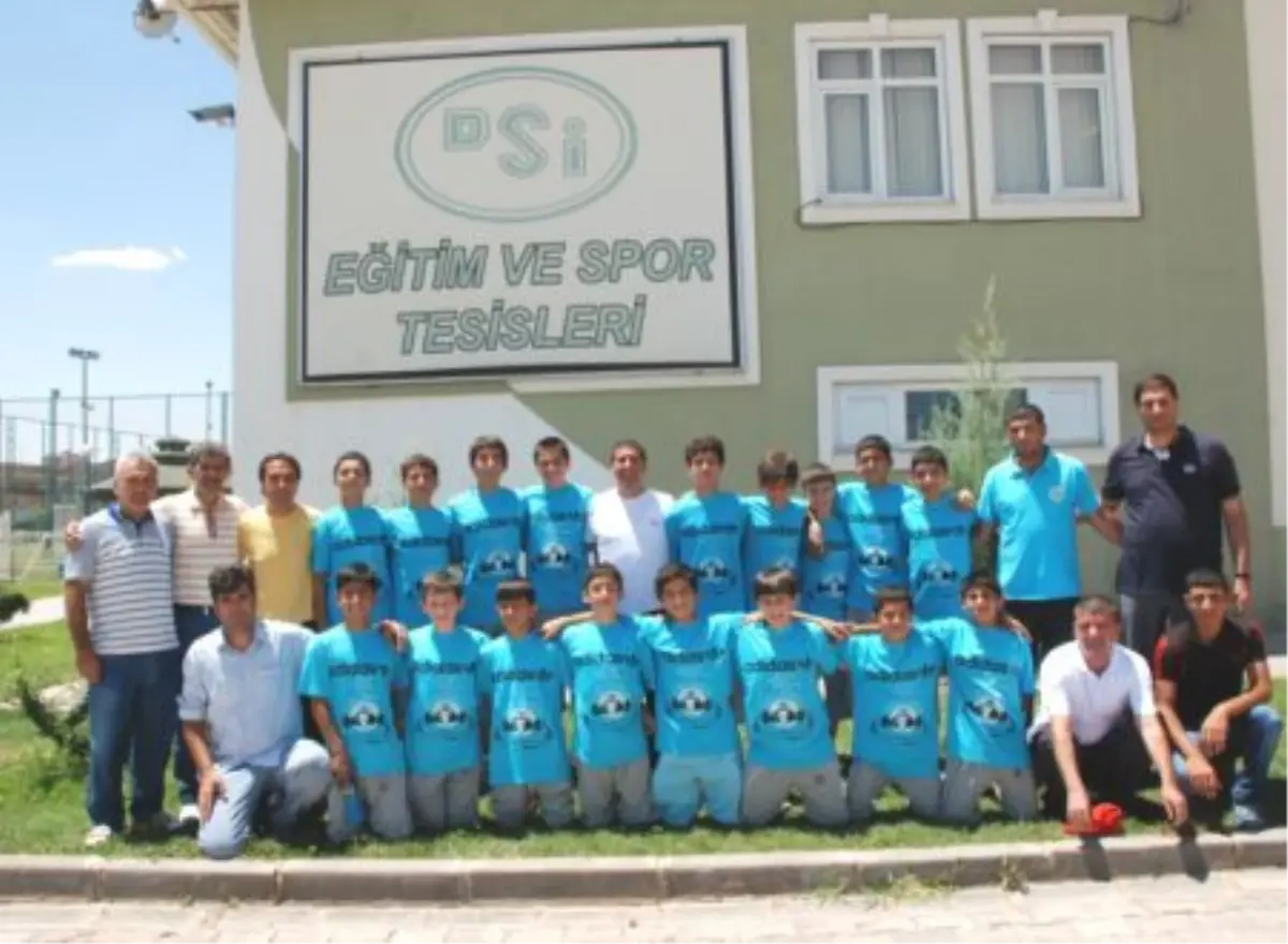 Dsispor U-13 Futbol Takımı Malatya\'da