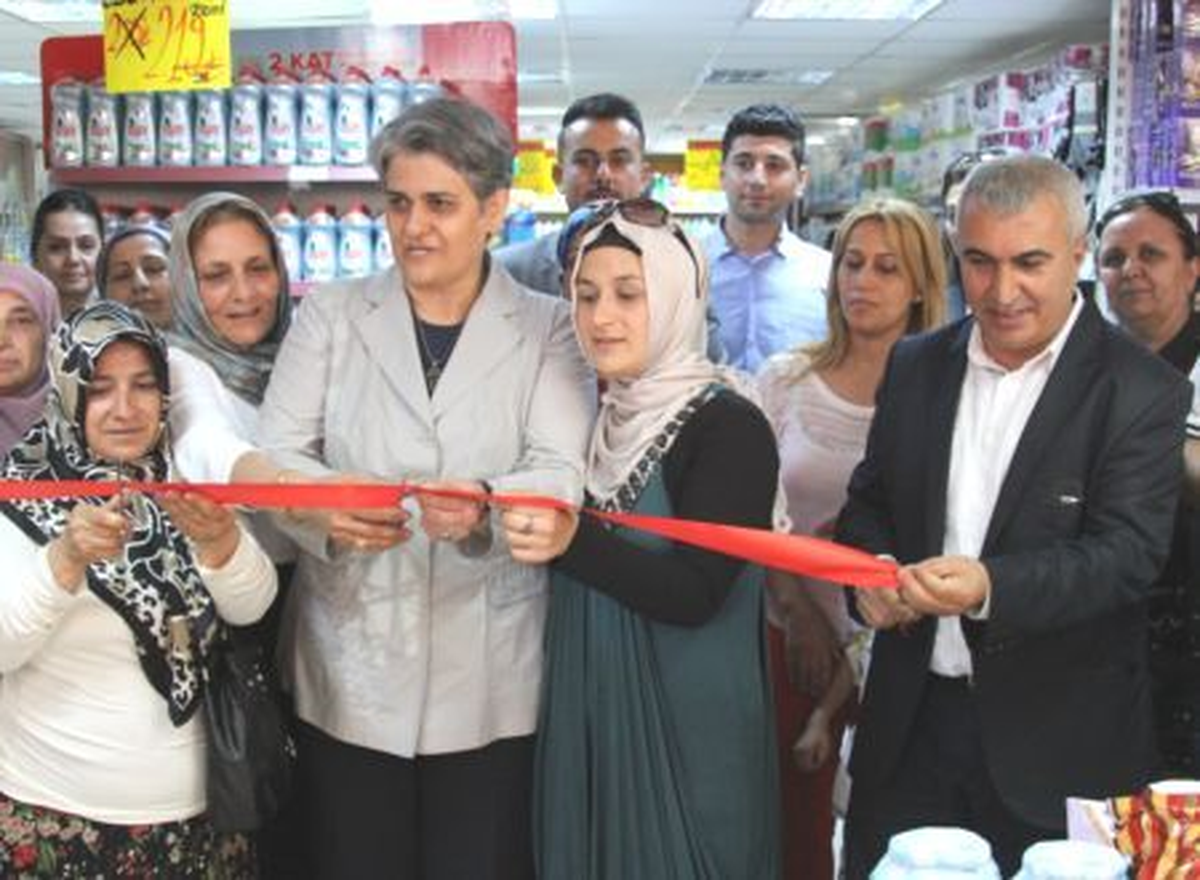 Ev Hanımları Mikrofinans Kredisiyle Yaptıkları Ürünlerini Sergilediler