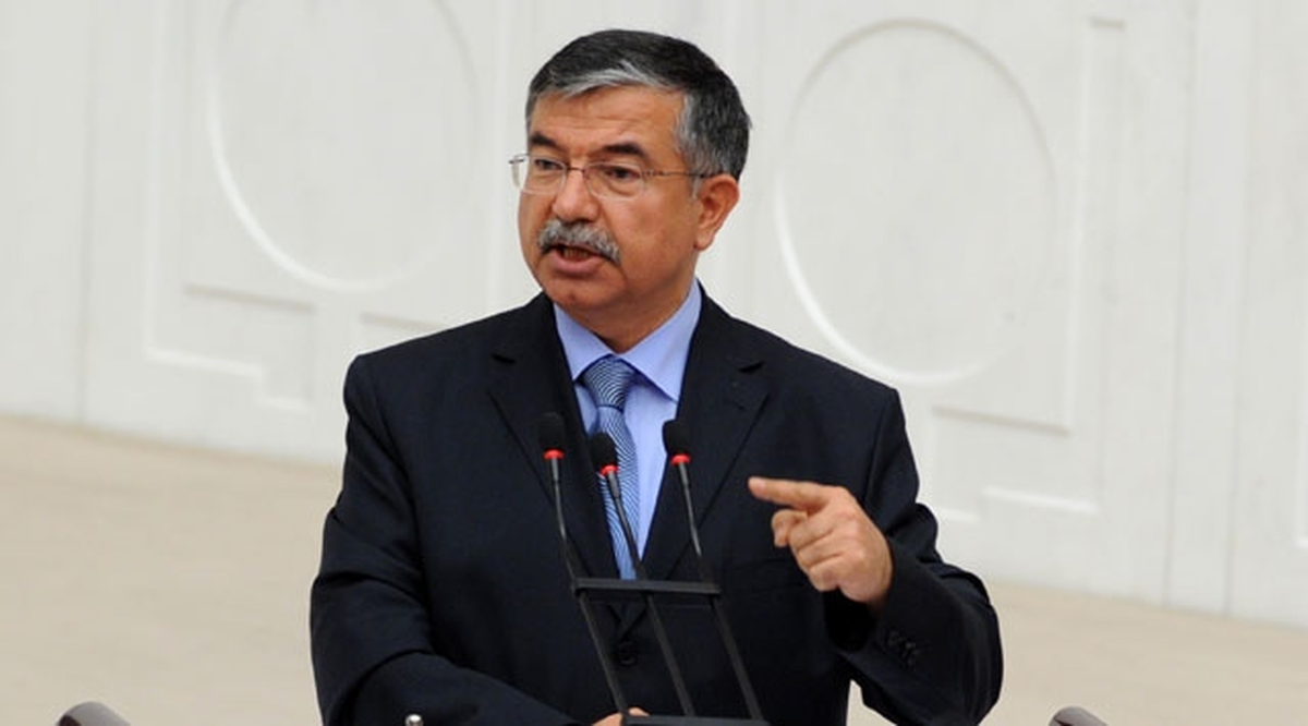 Milli Savunma Bakanı: Harp Okullarından 2 Bin 396 Öğrenci Ayrıldı