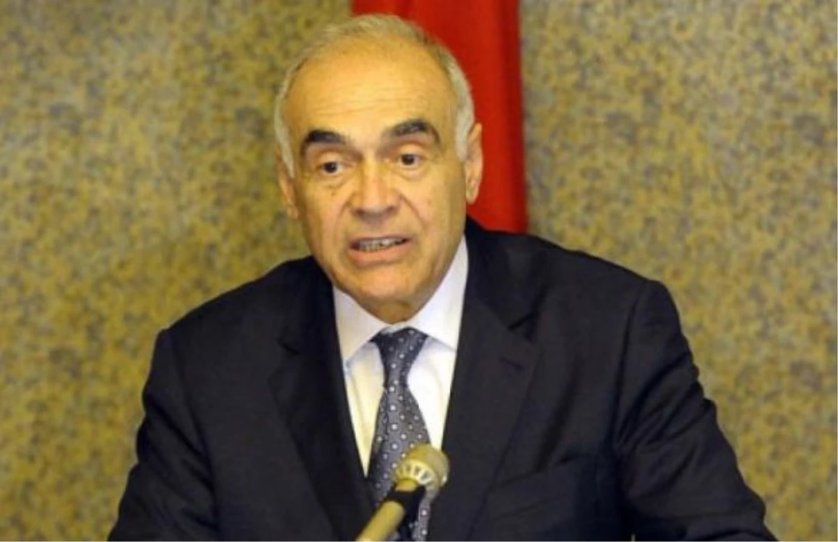 Mısır Dışişleri Bakanı Amr Cezayir\'de