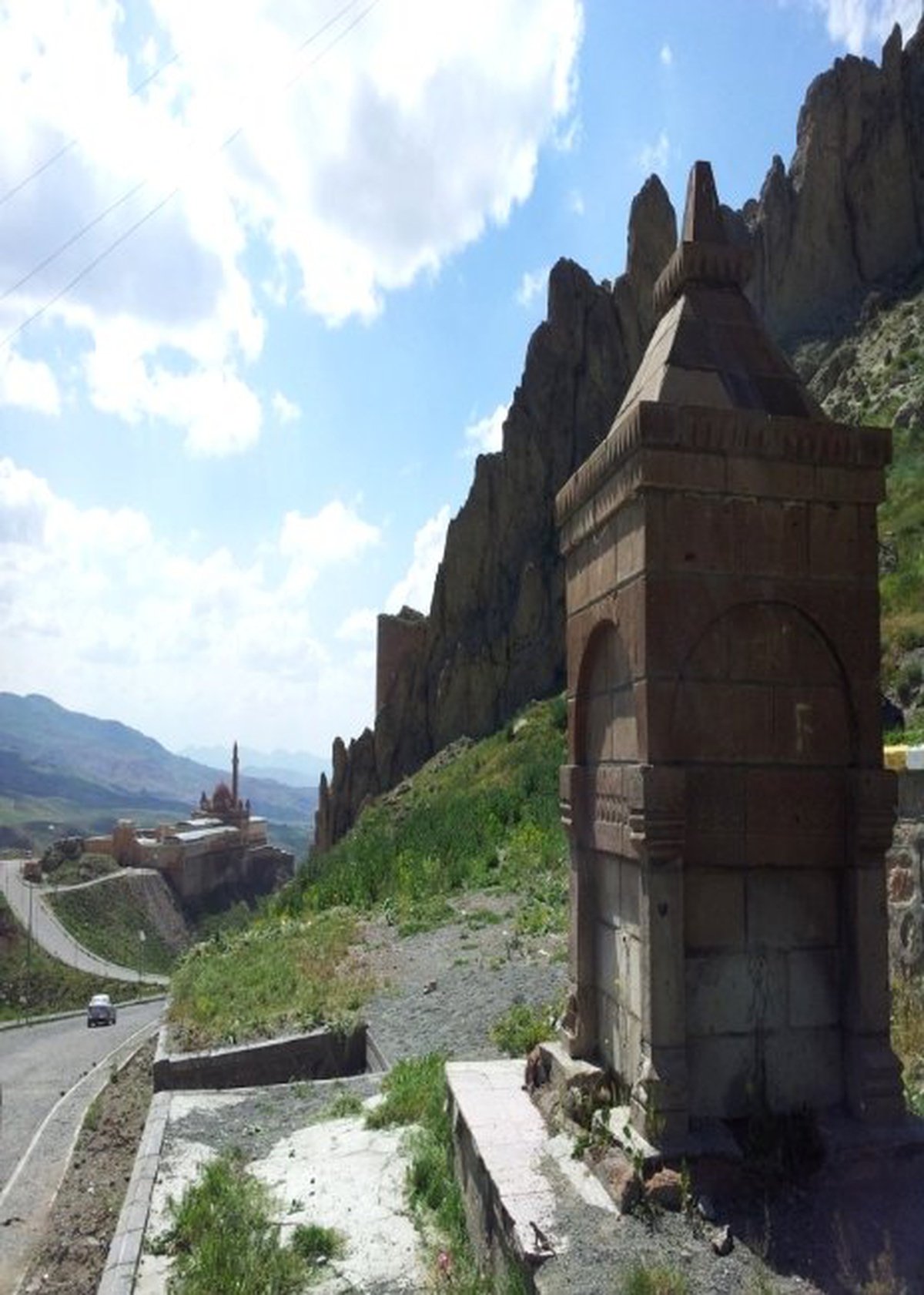 Sevgi Evleri Çocukları İshak Paşa Sarayı\'nı Gezdi