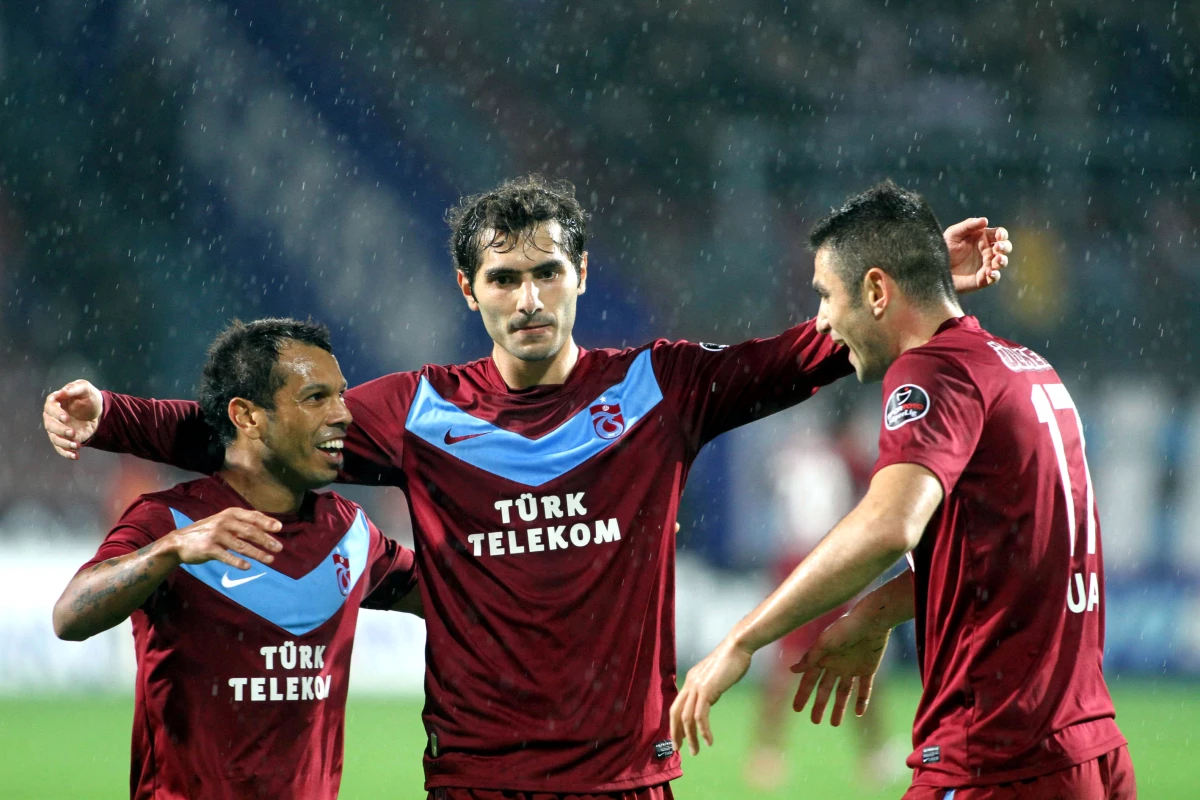 Trabzonspor Halil Altıntopar\'un sözleşmesini feshetti