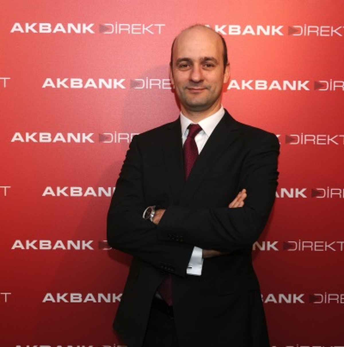 Yatırım İşlemlerine Özel İlk Bankacılık Uygulaması