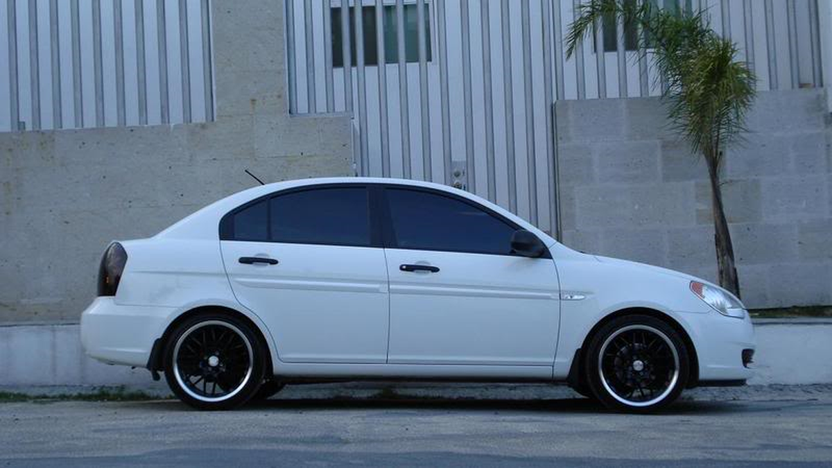 Ankaralı Otomobile "Düşkün"