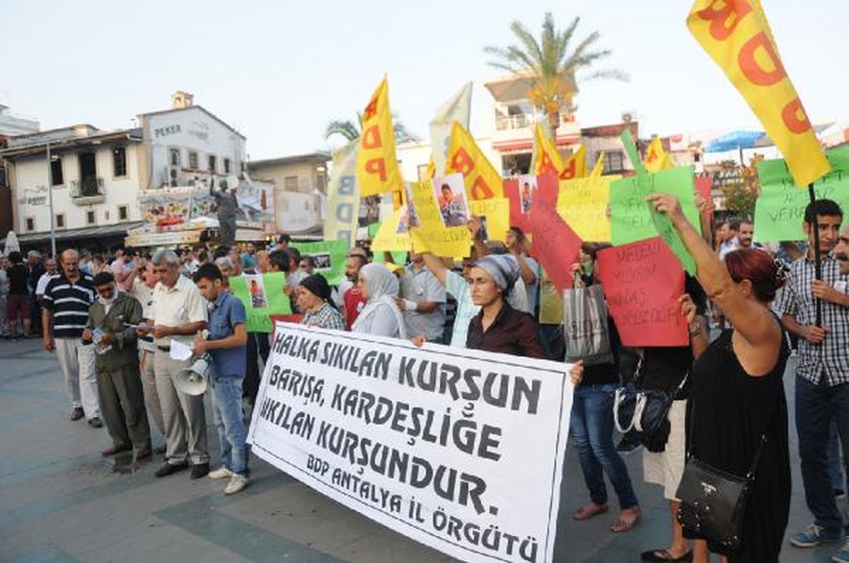 Antalya\'da BDP\'den Lice Eylemi