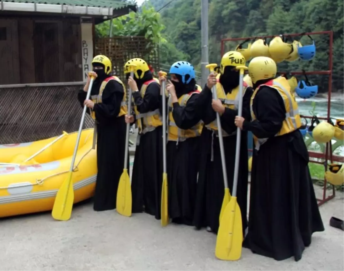 Arap Turistler Rafting Yaptı