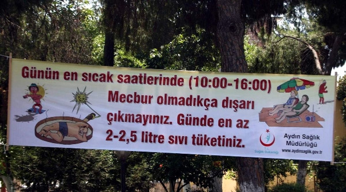 Aydın\'da Kavurucu Sıcaklara Karşı Pankartlı Uyarı