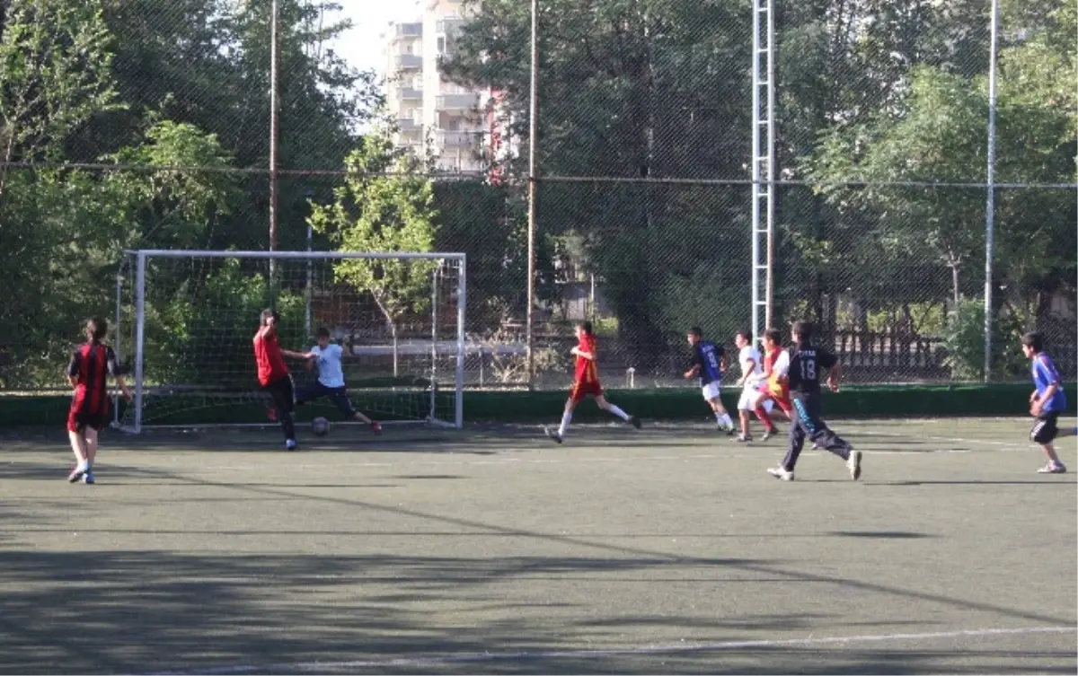 Camiler Arası Futbol Turnuvası